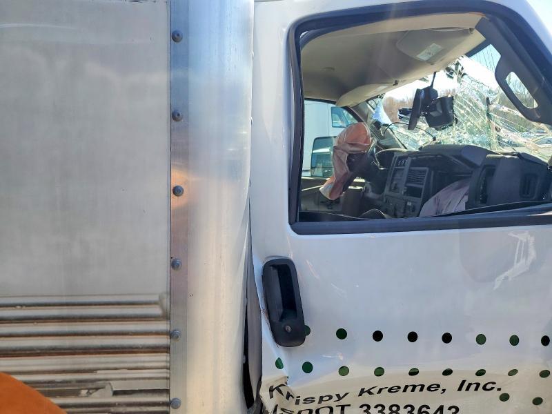 2024 GMC Savana Refrigerated BOX Truck