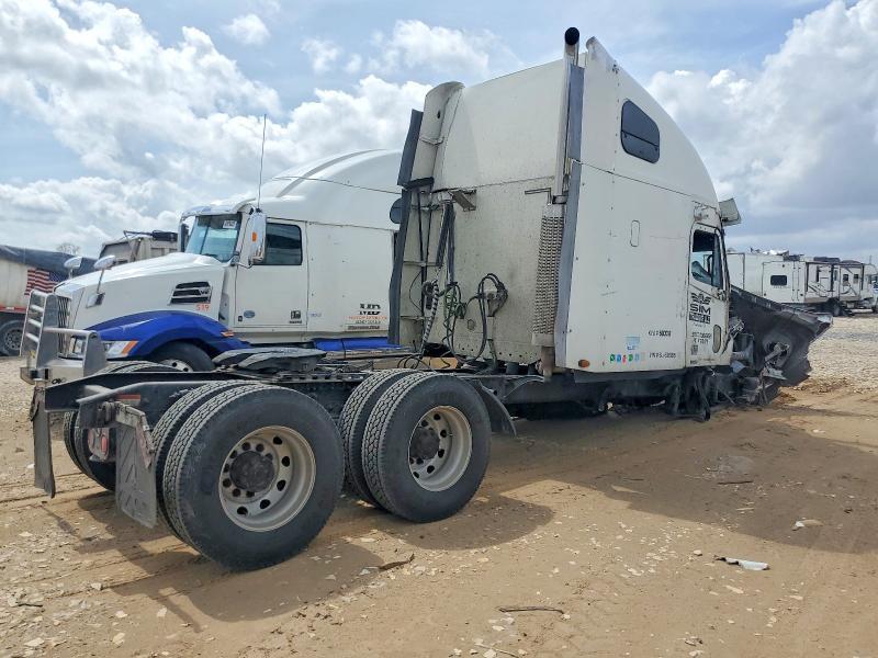 2006 Freightliner CST120 Semi Truck