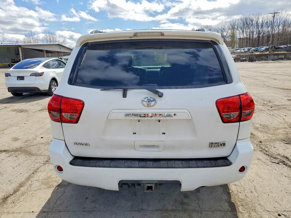 2010 Toyota Sequoia SR5