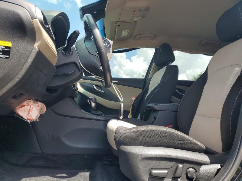 2018 Hyundai Elantra gt Base