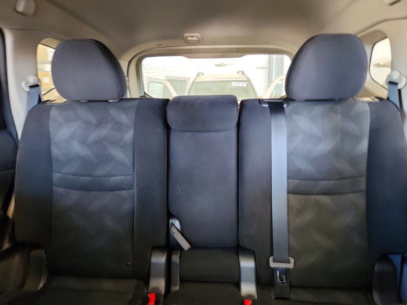 2015 Nissan Rogue sv