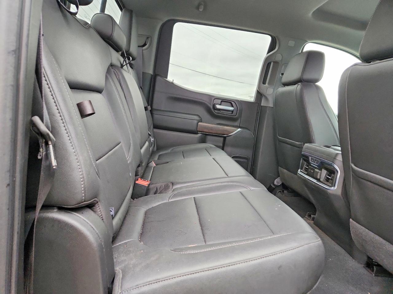 2021 GMC Sierra K1500 SLT