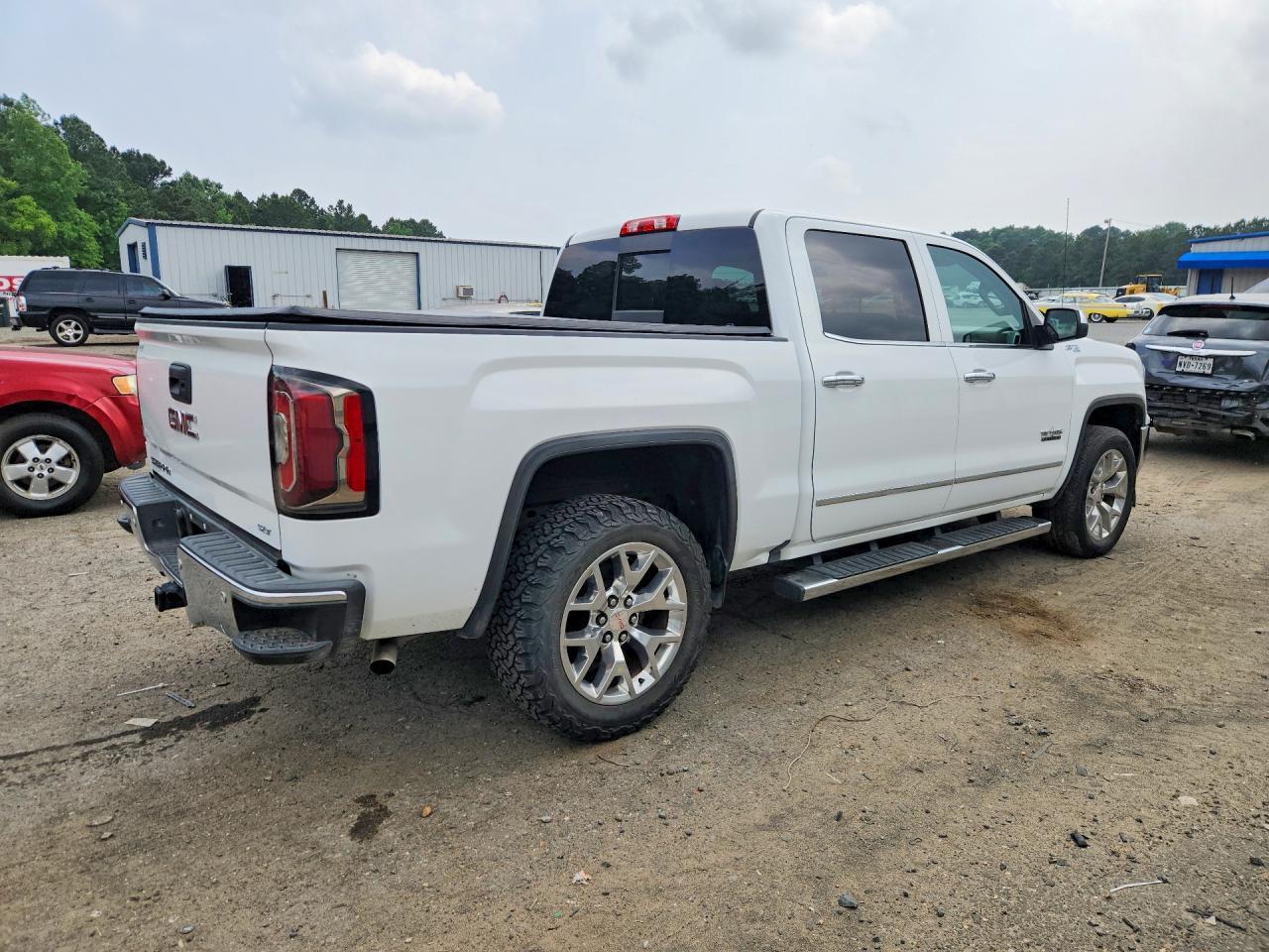 2018 GMC Sierra K1500 SLT