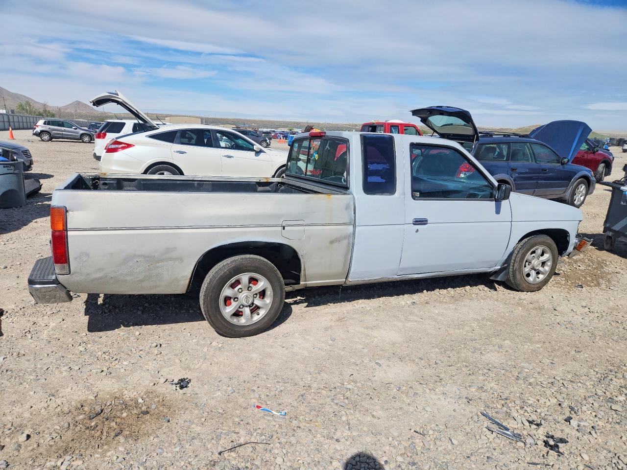 1996 Nissan Truck XE