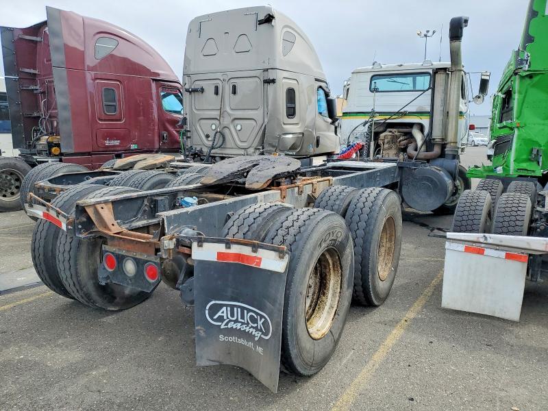 1977 International Semi Truck