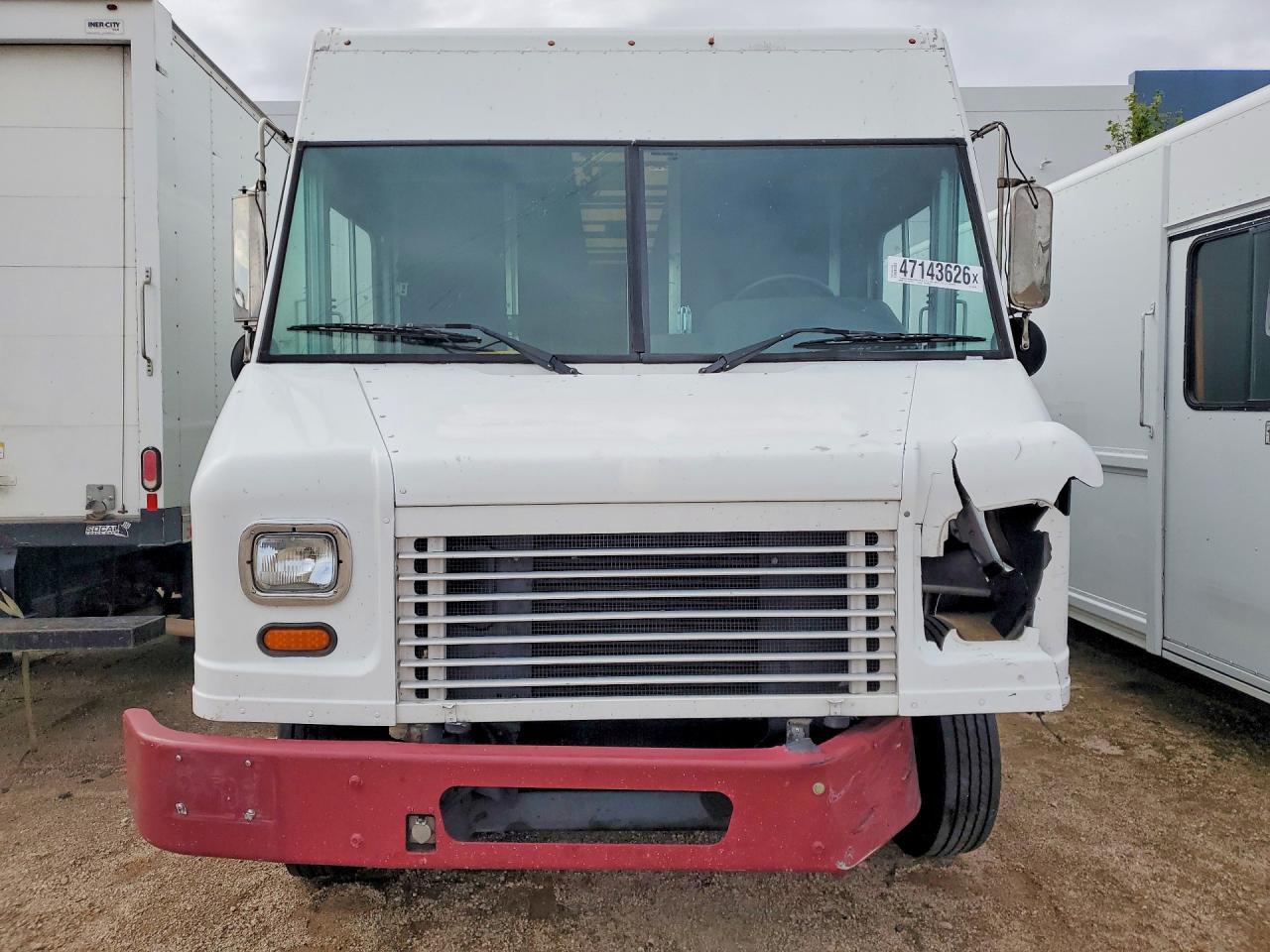 2015 Freightliner Chassis M Line WALK-IN Van