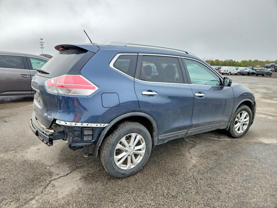 2015 Nissan Rogue sv