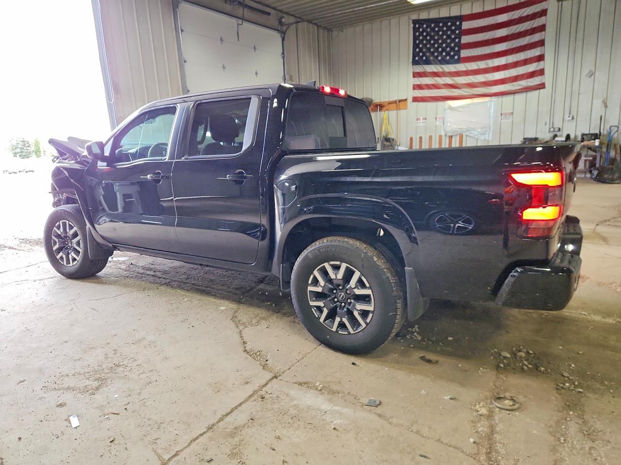 2024 Nissan Frontier SL