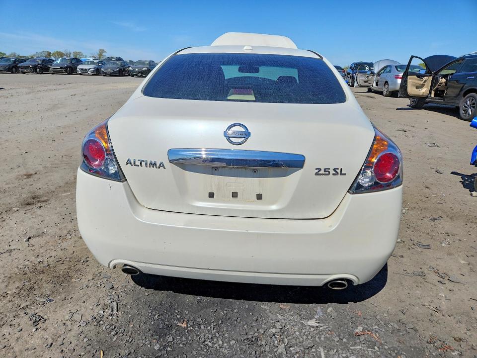 2010 Niss Altima 2.5