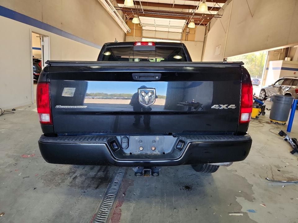 2015 Dodge RAM 1500 SLT