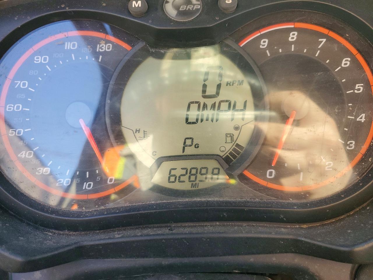 2018 Can-Am Defender Max XT HD10