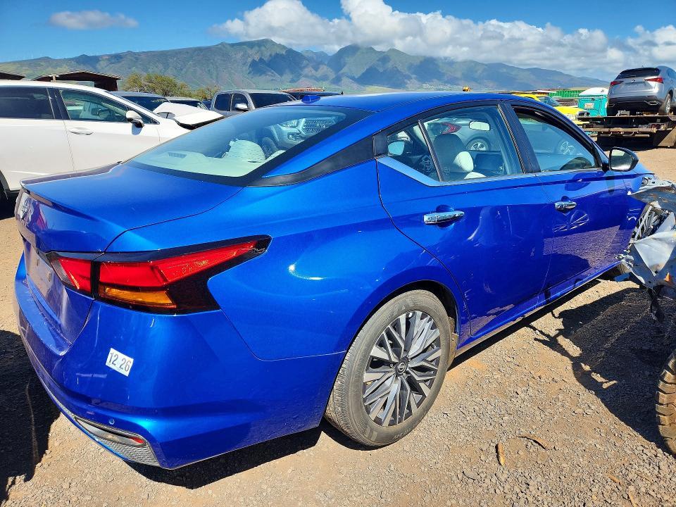 2025 Nissan Altima 2.5 sv