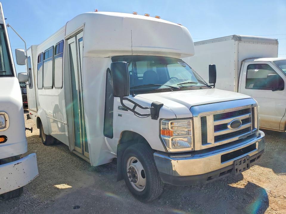 2016 Ford E350 Shuttle bus