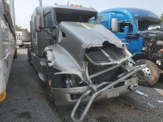 2013 Kenworth Construction T660