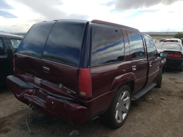 2000 Cadillac Escalade