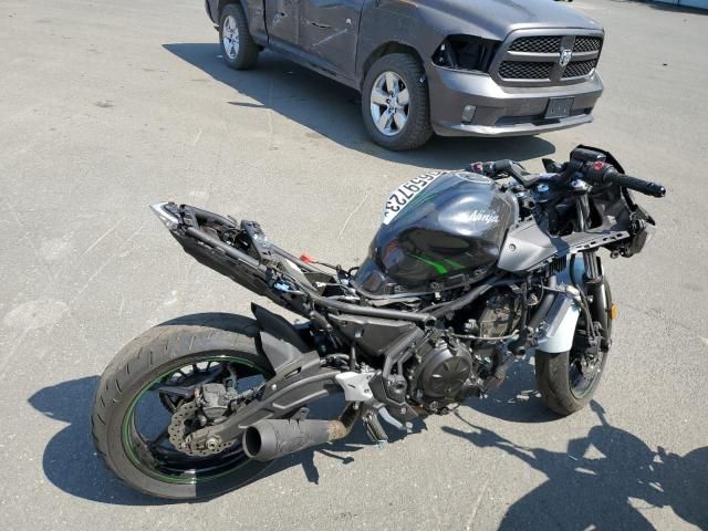 2022 Kawasaki EX650 N