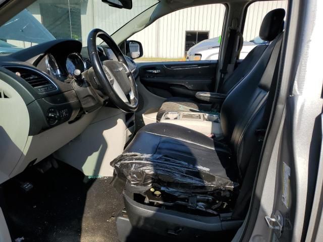 2015 Chrysler Town & Country Touring