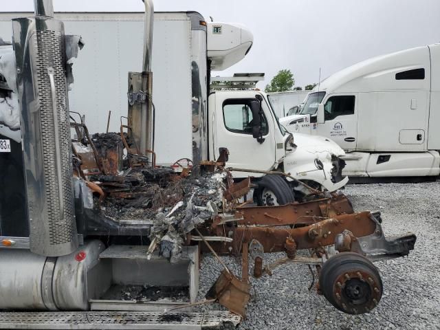 2020 Freightliner Conventional Coronado 132