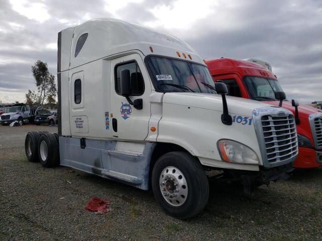 2015 Freightliner Cascadia 125