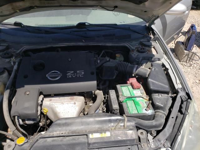 2002 Nissan Altima Base