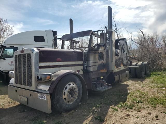 2016 Peterbilt 389