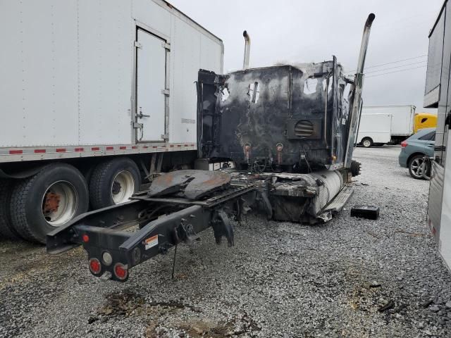 2020 Freightliner Conventional Coronado 132