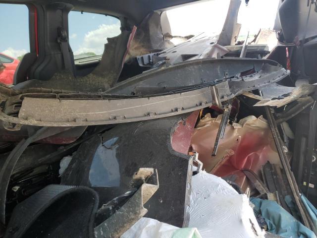 2016 Chrysler Town & Country s