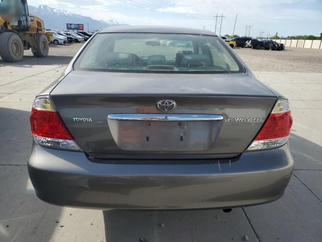 2005 Toyota Camry LE