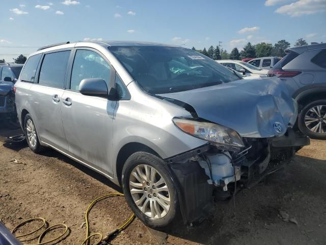 2015 Toyota Sienna XLE