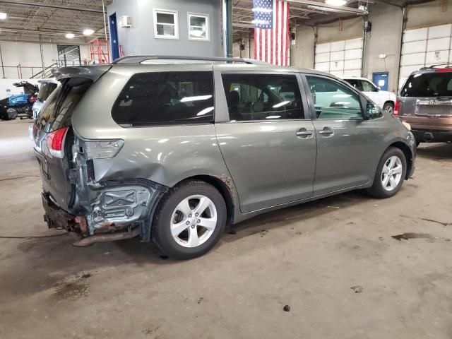 2011 Toyota Sienna LE