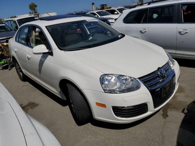 2005 Volkswagen New Jetta 2.5L Option Package 2