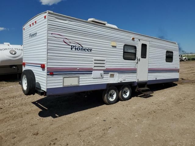 2004 Fleetwood Pioneer