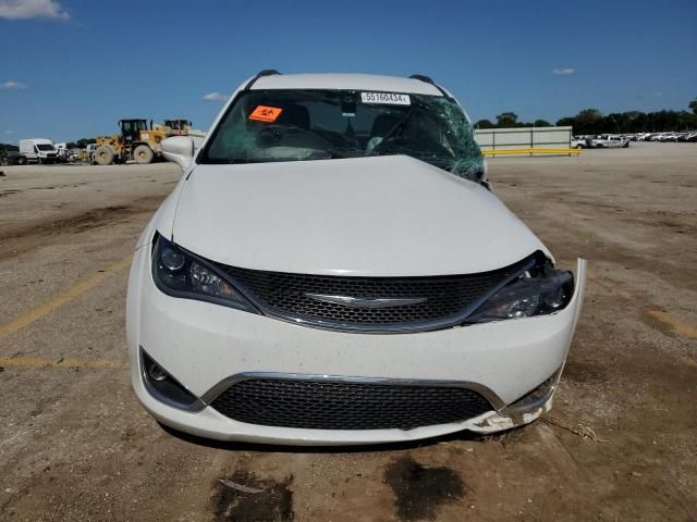 2017 Chrysler Pacifica Touring L Plus