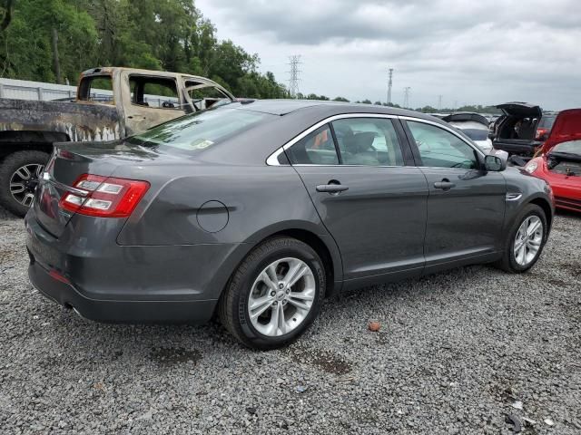 2019 Ford Taurus SE