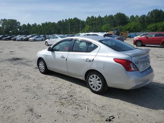 2013 Nissan Versa S