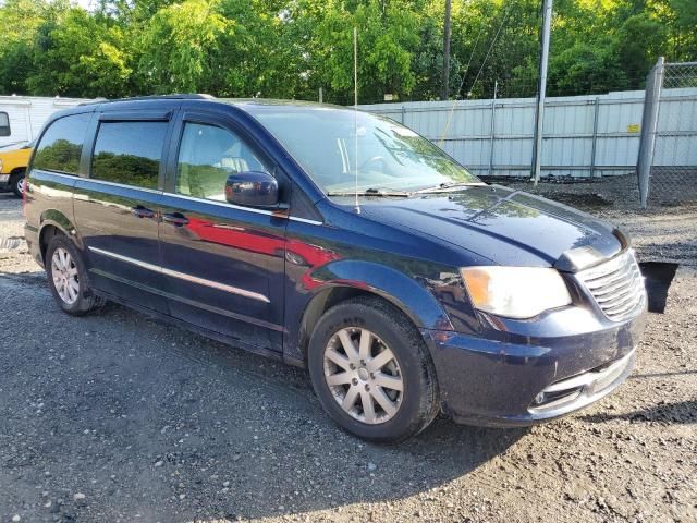 2013 Chrysler Town & Country Touring