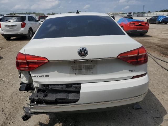 2016 Volkswagen Passat SE