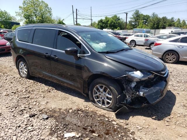 2020 Chrysler Voyager LXI