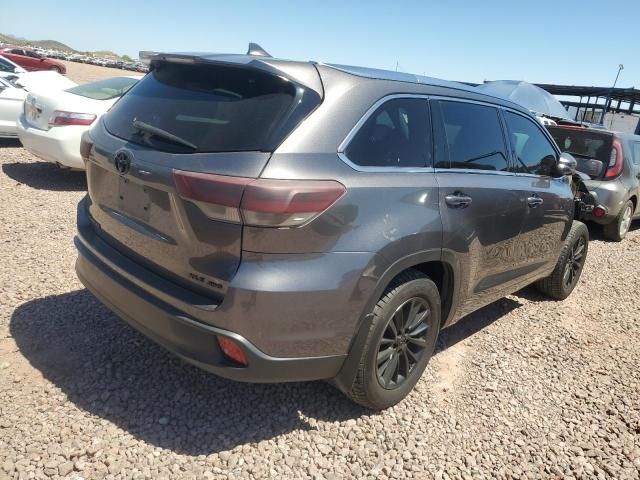 2018 Toyota Highlander SE