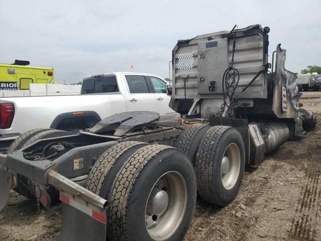 2012 Peterbilt 386