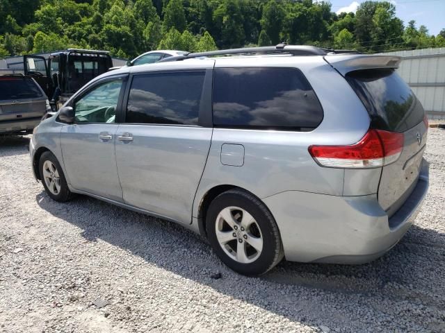 2011 Toyota Sienna LE