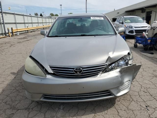 2005 Toyota Camry LE