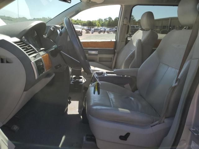 2008 Chrysler Town & Country Limited