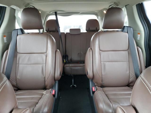 2017 Toyota Sienna XLE