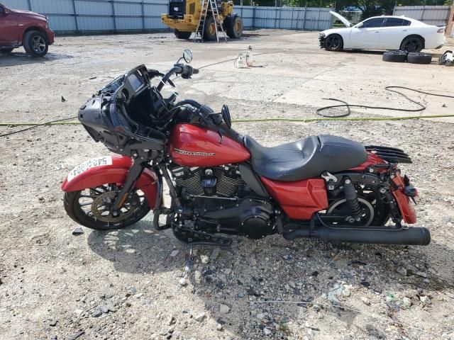 2018 Harley-Davidson Fltrxs Road Glide Special