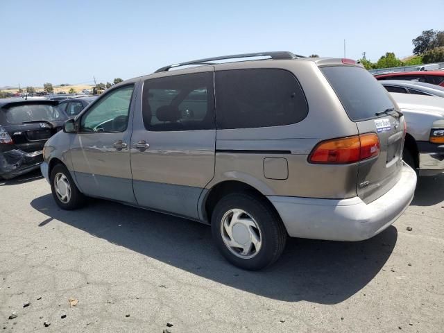 1998 Toyota Sienna LE