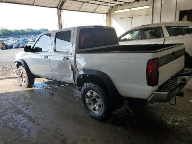 2000 Nissan Frontier Crew Cab XE