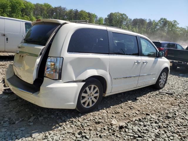 2012 Chrysler Town & Country Touring L