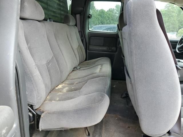 2004 GMC Sierra C2500 Heavy Duty