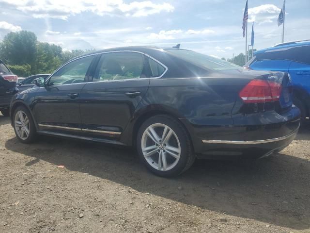 2012 Volkswagen Passat SEL